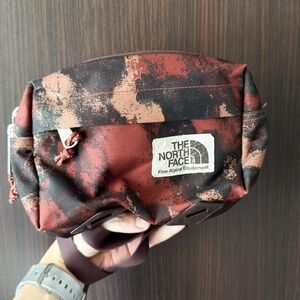 The North Face Heritage Berkeley bum bag in brown texture print